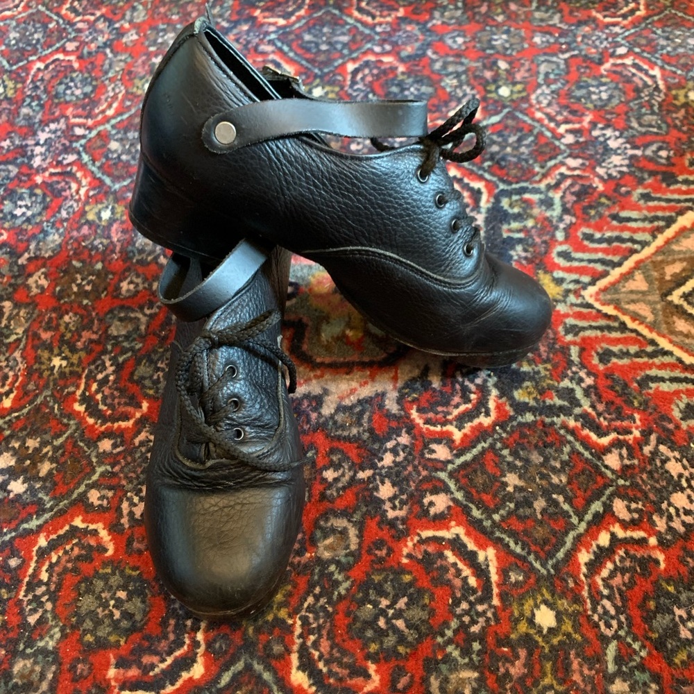 Irish step hard shoes